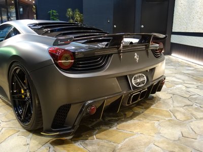 FERRARI 458 ITALIA - 8