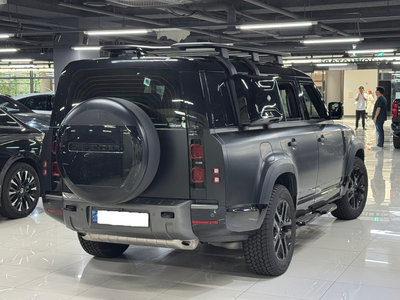 LAND ROVER DEFENDER - 3