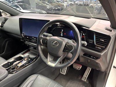2022 Lexus NX — миниатюра 21