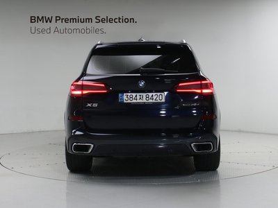 صورة 2 لـ 2021 BMW X5