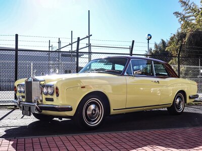 ROLLS-ROYCE CORNICHE COUPE - 1