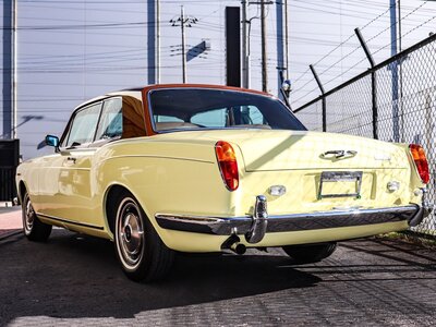 ROLLS-ROYCE CORNICHE COUPE - 3