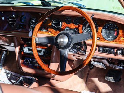 ROLLS-ROYCE CORNICHE COUPE - 10