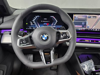 2025 BMW 5 SERIES 缩略图 19