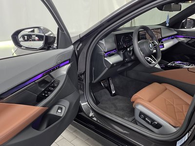 2025 BMW 5 SERIES 缩略图 13