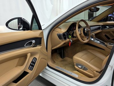 PORSCHE PANAMERA - 10