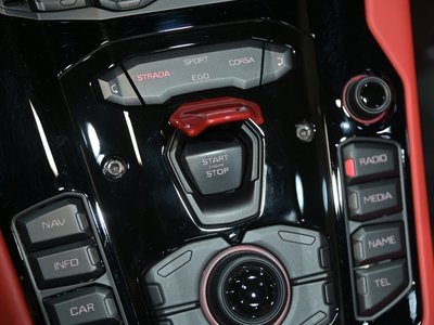 2019 Lamborghini AVENTADOR ROADSTER — миниатюра 45