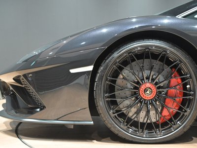 2019 Lamborghini AVENTADOR ROADSTER — миниатюра 25