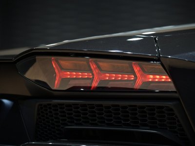 2019 Lamborghini AVENTADOR ROADSTER — миниатюра 28