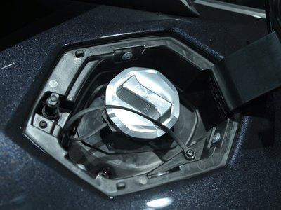 2019 Lamborghini AVENTADOR ROADSTER — миниатюра 34