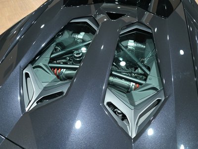 2019 Lamborghini AVENTADOR ROADSTER — миниатюра 30