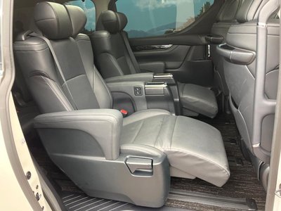 TOYOTA ALPHARD - 8