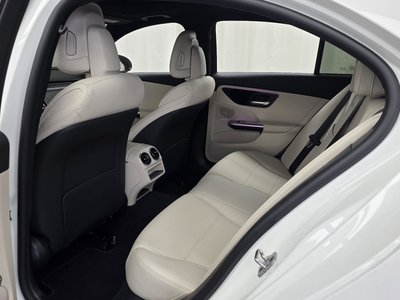 2025 Mercedes-BENZ C-CLASS 缩略图 16