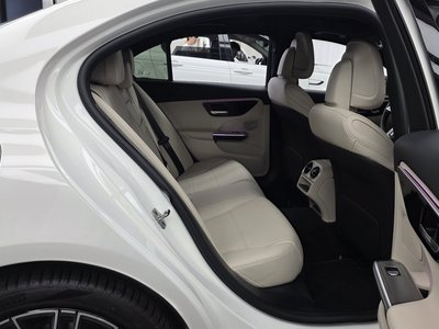 2025 Mercedes-BENZ C-CLASS 缩略图 18