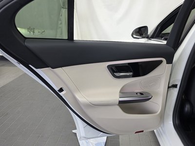 2025 Mercedes-BENZ C-CLASS 缩略图 15