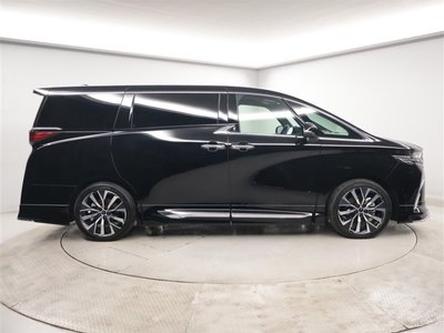 TOYOTA ALPHARD - 4