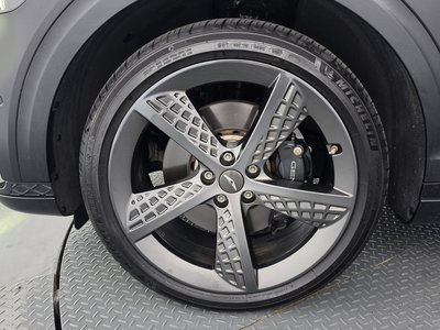 صورة 6 لـ 2021 Genesis GV70