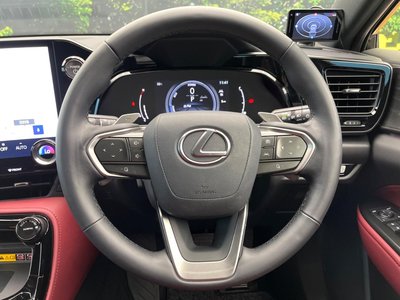 2023 Lexus NX — миниатюра 11