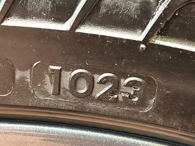 2023 Lexus NX — миниатюра 24