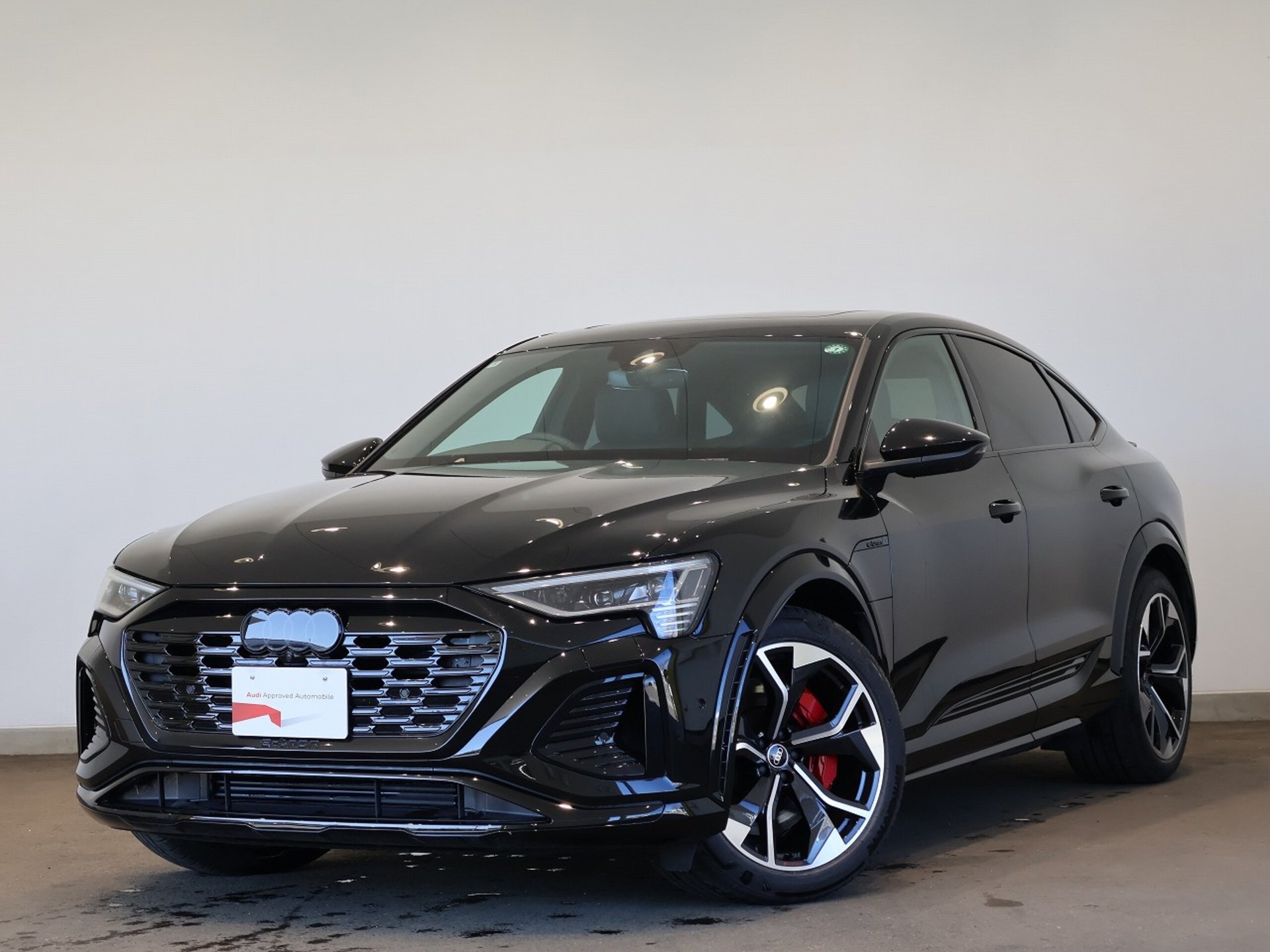 AUDI SQ8 SPORTBACK E-TRON - View 1