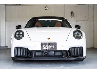 2025 Porsche 911 photo 4