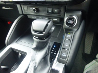 2026 Toyota LAND CRUISER 250 — миниатюра 19