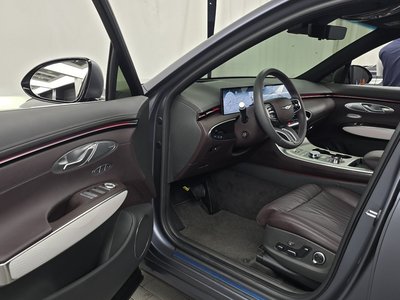 صورة مصغرة 13 لـ 2024 Genesis GV70