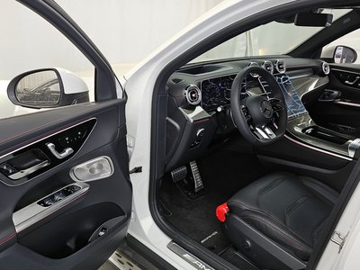 MERCEDES-BENZ GLC - 10