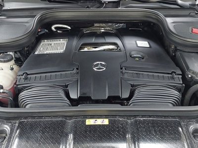 MERCEDES-BENZ GLS - 7