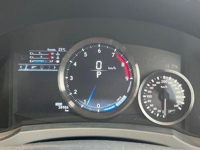 صورة مصغرة 37 لـ 2016 Lexus RC F
