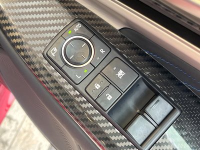 صورة مصغرة 28 لـ 2016 Lexus RC F
