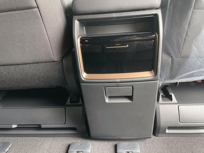 2025 Toyota ALPHARD 缩略图 35