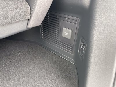 2025 Toyota ALPHARD 缩略图 30