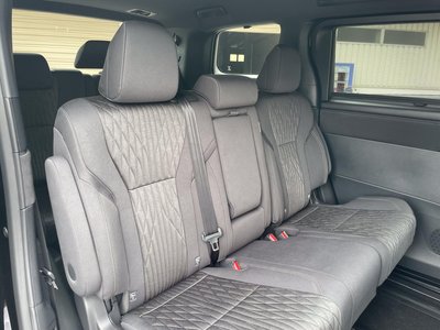 2025 Toyota ALPHARD 缩略图 32