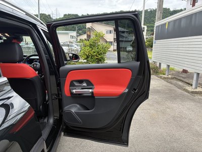 2026 Mercedes-BENZ GLB — миниатюра 17
