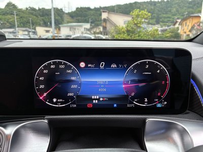 2026 Mercedes-BENZ GLB — миниатюра 23