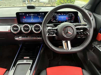 2026 Mercedes-BENZ GLB — миниатюра 21