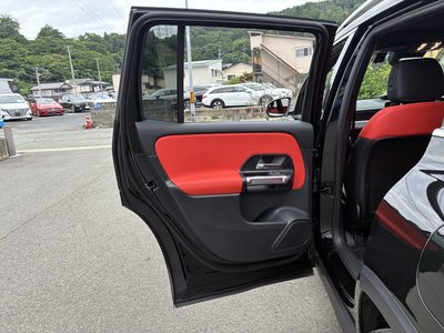 2026 Mercedes-BENZ GLB — миниатюра 18