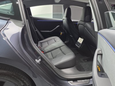 صورة مصغرة 17 لـ 2026 Tesla MODEL 3