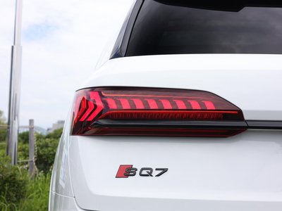 2024 AUDI SQ7 photo 37