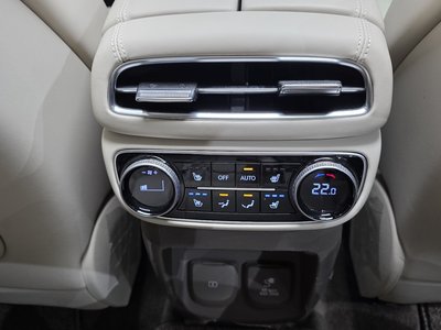 صورة مصغرة 30 لـ 2023 Genesis GV80