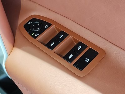 2025 BMW IX 缩略图 58