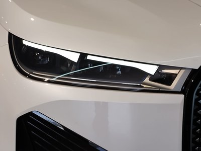 2025 BMW IX 缩略图 62