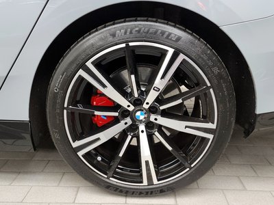 BMW 5 SERIES - 8
