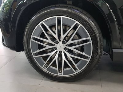 2025 Mercedes-BENZ GLE photo 6