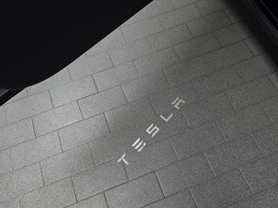 2025 Tesla MODEL Y — миниатюра 36