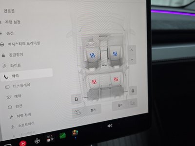2025 Tesla MODEL Y — миниатюра 23