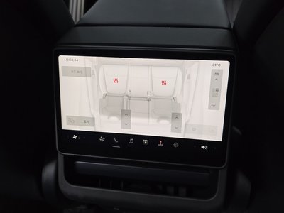 2025 Tesla MODEL Y — миниатюра 33
