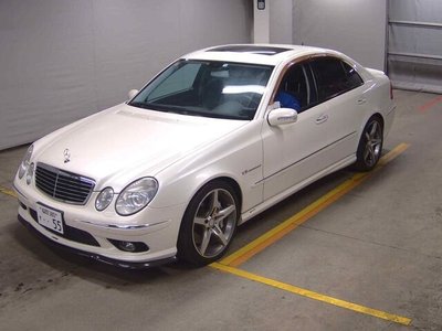 MERCEDES-BENZ E-CLASS - 4