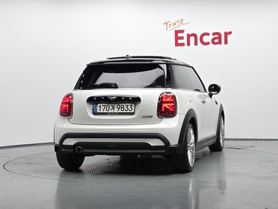 2023 MINI COOPER photo 4